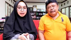 We have 26 images about hijab ricis including images, pictures, photos, wallpapers, and more. Ria Ricis Belum Tahu Ayahnya Meninggal Dunia Showbiz Liputan6 Com