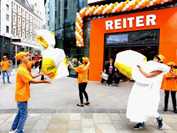 Alle märkte von betten reiter im überblick » öffnungszeiten & kontakt aktuelle prospekte & flugblätter aktionen, angebote & gutscheine! Betten Reiter Polsterschlacht In Der Mariahilferstrasse