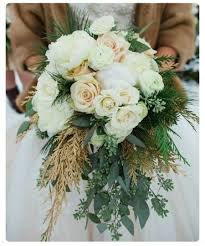 White calla lily wedding bouquet via erica velasco photographers / www.himisspuff.co. Green And Gold Wedding Flowers Novocom Top