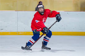 Liga, mládež, reprezentace, mistrovství světa, nhl, champions hockey league, evropské ligy. Slovo Pre Mladez Filip Mesar Zacinal V Kopackach Dnes Sa Inspiruje Petrom Bondrom Hockeyslovakia Sk Oficialny Web Slovenskeho Hokeja