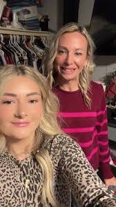 Kelly Langlois's Instagram, Twitter & Facebook