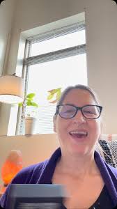 Please join me in a huge congratulations to Renee Labonte of Reiki with  Renée as she celebrates her graduation from Animal Communication Level 1!  Being a conduit for animal's messages and sharing