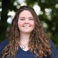 Elizabeth Stanfield's Instagram, Twitter & Facebook