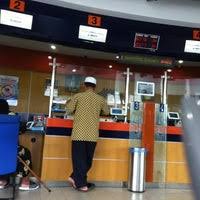 Bank ini diprakarsai oleh majelis ulama indonesia (mui) dan pemerintah indonesia. Bank Muamalat Jalan Ipoh Bank