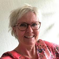 Happy Birthday to our Hero, Friend, Honoree, Board Member Red Steagall! 🤠  : Learn more about Red here: tchof.com/post/red-steagall