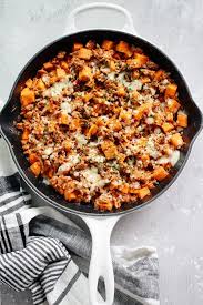 1001 Idees Delicieuses Pour Concocter Un Repas Du Soir Equilibre Repas Du Soir Equilibre Recette Dinde Hachee Repas Patates Douces