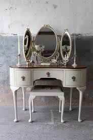 Lovely Linen Painted Vintage 1940s Kidney Shaped Walnut Etsy Vintage Dressing Tables Chic Bedroom Design Shabby Chic Bedrooms