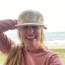 Brandi Floyd's Instagram, Twitter & Facebook