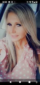 Karyn Lee's Instagram, Twitter & Facebook