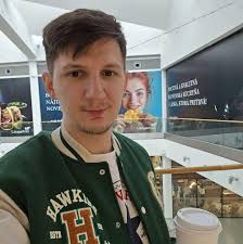 Projíždim se ulicí, jak kdyby mi patřila..." 💨 Okaaay, Vodskok má právě  teď 2 miliony views, těšíte se na nový věci? #vodskok #detektor #okaaay