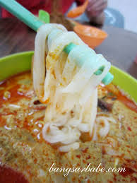 If you don't have anywhere specific in mind, following the crowd is generally a good idea. Koon Kee Wantan Mee Bangsar Babe