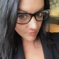 Dana Cosgrove's Instagram, Twitter & Facebook