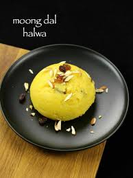 Moong Dal Halwa Moong Ki Daal Ka Halwa Moong Dal Sheera Recipe Recipes Sheera Recipe Sweet Recipes Desserts