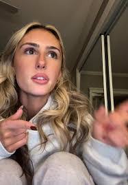 Samantha Lamay's Instagram, Twitter & Facebook