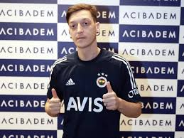 As revealed by trt sports correspondent @yagosabuncuoglu, fenerbahçe's new jersey sponsor was puma. Mesut Ozil S Shirt Number At Fenerbahce And Unique Reason For Breaking Tradition Mirror Online