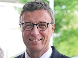 Max-Planck-Präsident Cramer: „Der Roman schildert Unfassbares“