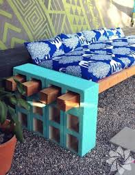 Dusuk Butce Ile 29 Bahce Duzenleme Onerisi Con Imagenes Decoracion De Unas Disenos De Unas Bloques De Cemento