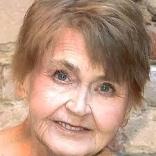 Hayley Lowery's Instagram, Twitter & Facebook