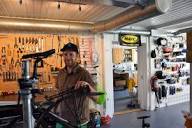 Kongsberg, Sykkel | Henning har åpnet sykkelverksted på Vestsida