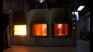 Cremation of a dead body is carried out at a temperature ranging between 1400 to 1800 degrees fahrenheit. How Is A Body Cremated Cremation Resource
