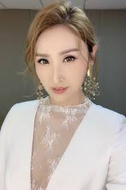 Janis Chan 陳貝兒Private Page