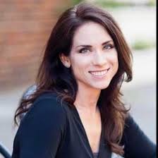 Jennifer Tucker, Agent