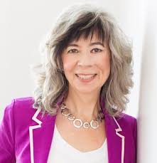 Shine: Inspirational Stories of Choosing Success Over Adversity:  Doyle-Ingram, Suzanne, Hagan, Maureen (Mo), Gelera, Lani, Hughes, Tasha,  Plamondon-Thomas, Nathalie, Standeven, Kim, Hansen, Pascale, Blumberg,  Adrienne Friedland, Griffith, Mariam ...