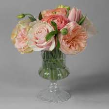 I have always had a strong entrepreneurial streak, and the process of building something from scratch has always excited me. Upper East Side Flower Delivery Local Florist Luxury