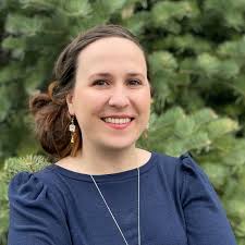 Congratulations to Becca Buck! 👏🏽👏🏽👏🏽 Buck, an elementary music  teacher in District 191, has been named the elementary music teacher of the  year by the Minnesota Music Educators Association (MMEA). The award