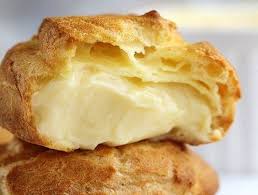 Choux A La Creme Chantilly Recette Facile Tasties Foods En 2020 Creme Chantilly Recette Choux A La Creme Recette Facile