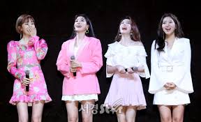 (단, 라이선스가 명시된 일부 문서 및 삽화 제외) 기여하신 문서의 저작권은 각 기여자에게 있으며, 각 기여자는 기여하신 부분의 저작권을 갖습니다. ë¯¸ìŠ¤íŠ¸ë¡¯ ê¹€í¬ì§„ ë°•ì„±ì—° ë'ë¦¬ í•˜ìœ ë¹„ ì§€ì›ì‚¬ê²© ì‡¼ì¼€ì´ìŠ¤