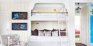The full bunk bed on the bottom being wider, extends past the width of the twin upper bunk. 16 Cool Bunk Beds Bunk Bed Designs Stylish Bunk Room Ideas For Guests And Kids