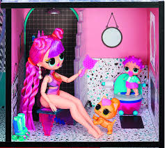 El juego estará disponible en el servicio para xbox series x, xbox series s y xbox one. Juego De Casa Club Con Mas De 40 Sorpresas Y 2 Munecas Exclusiva Lol Sorpresa By Brand Company Character Com Dolls Bears