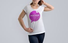 Compilamos 40 sites e apps com os melhores templates para melhorar a aparência da sua loja e aumentar as vendas em 2021. Girl Wearing Printed T Shirt Mockup Uxfree Com