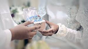 Mereka juga layak mendapatkan 10 hari tambahan cuti bergaji apabila idola mereka itu, berkahwin. Wanita Ini Kahwin Dengan Bajet Rm6 000 Tapi Complete Segalanya Ini Tips Yang Dia Guna