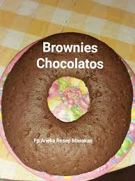 2butir telur 6sdm(100gram) tepung terigu 6sdm(100 gram) gula pasir 2bungkus chocolates bubuk 10 gram susu bubuk 300 ml air hangat 2 sdm gula pasir 2 butir telur 1 sdt soda kue 1/2 sdt garam 1/2 sdt vanili keju, meses, susu kental manis. Facebook