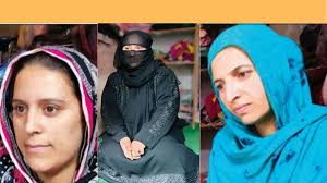 Pakistani women abandoned in Kashmir