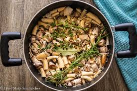 How To Make Homemade Mushroom Stock Diy Kitchen Helper Recipe Stuffed Mushrooms Mushroom Stock Stew Recipes