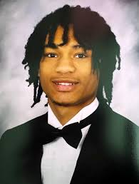 Travelers waiting to board MSP flight to Hartford told of special  passenger: Officer Jamal Mitchell