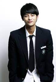 He launched his singing career after winning the talent reality show superstar k in 2009. Take A Look At Seo In Guk And Jung Eun Ji S Relationship After Reply 1997 Ended Channel K