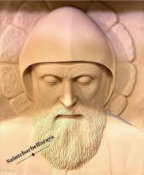 اعتادَ القدّيس شربل على النّهوضِ باكرًا جدًّا من النّوم، فحينما يُقرع جرس  النّهوض، كان يرى الرّهبان الأبّ شربل راكعًا نصبًا قرب الباب، حاملاً كتابه  بيده، ضامًّا يده الثّانية إلى صدره، ووجهه نحو