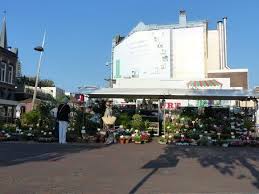 Aus wikipedia, der freien enzyklopädie. Shoppen In Zandvoort Aan Zee German Vvv Zandvoort Ausflug Ferien Ubernachtung