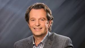 Finbar Wright in Concert| NCH