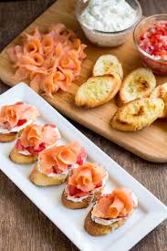 Sweet Savory Einer Der Besten Crostini Rezepte In 2020 Fingerfood Rezepte Fingerfood Rezepte