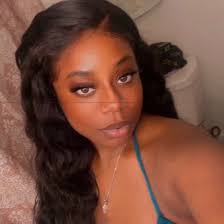 Who make cakes in Knoxville?