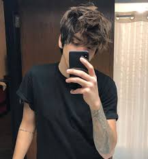 Pin By Enes Kurt On Hair Grunge Hair Ftm Haircuts Grunge Haircut