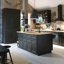 Comment Et Ou Poser Un Ilot Central Ikea Dans La Cuisine Belle Cuisine Cuisine Noire Et Bois Cuisine Bois