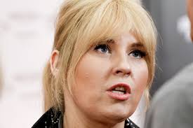 Die schlagersängerin, schauspielerin und autorin wird in der nächsten staffel von deutschland sucht den superstar gemeinsam mit dieter bohlen, mike singer und michael wendler die talente bewerten. Schlager Maite Kelly Verabschiedet Sich Unter Tranen Gala De