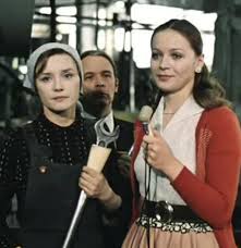Любимый советский фильм москва слезам не верит. Kak Slozhilis Sudby Akterov Epizodnikov Filma Moskva Slezam Ne Verit Starhit Ru