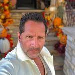 Patrick Franconeri's Instagram, Twitter & Facebook